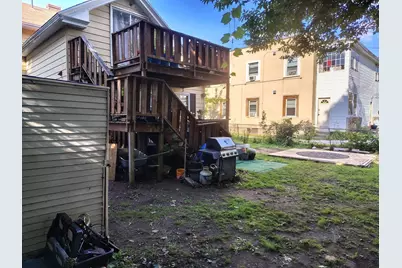 12 Lincoln Street, Pittsfield, MA 01201 - Photo 7