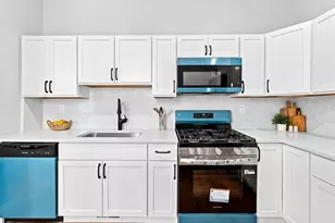 216 State St, New Bedford, MA 02740 - Photo 9