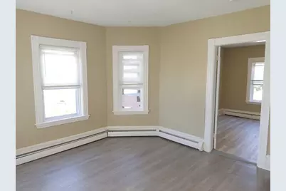 25 Oakland Ave #2F, Everett, MA 02149 - Photo 3
