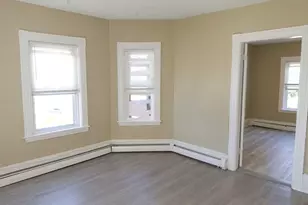 25 Oakland Ave, Everett, MA 02149 - Photo 3