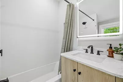 63 Russell Rd, Wellesley, MA 02482 - Photo 25