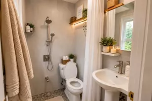 13 Harnden, Malden, MA 02148 - Photo 3