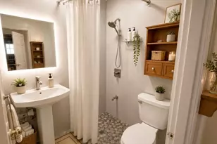 13 Harnden, Malden, MA 02148 - Photo 5