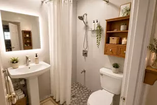 13 Harnden, Malden, MA 02148 - Photo 5