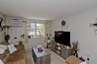 1304 Elm St, West Springfield, MA 01089 - Photo 13