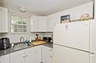 1304 Elm St, West Springfield, MA 01089 - Photo 5