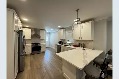 33 Hamilton St #1, Medford, MA 02155 - Photo 5