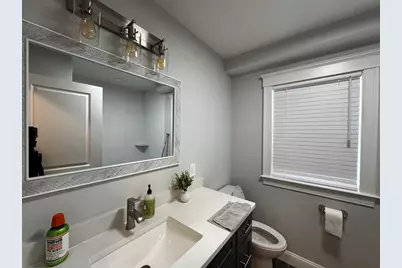 33 Hamilton St #1, Medford, MA 02155 - Photo 9