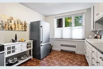 60 Sutherland Rd #1, Boston, MA 02135 - Photo 3