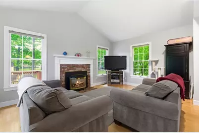 2 Laurel Street, Lexington, MA 02421 - Photo 3