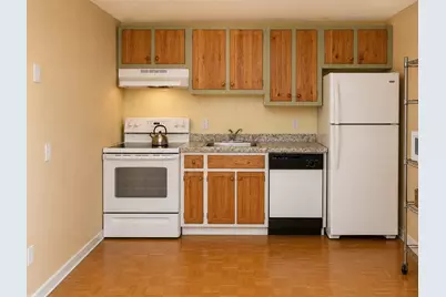 94 Beacon St #82, Somerville, MA 02143 - Photo 3
