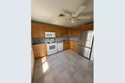 3920 Mystic Valley Pkwy #1113, Medford, MA 02155 - Photo 9