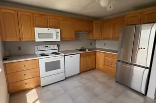 3920 Mystic Valley Pkwy, Medford, MA 02155 - Photo 9