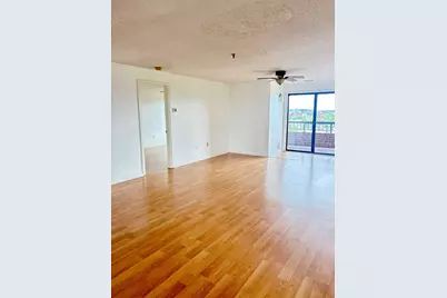 3920 Mystic Valley Pkwy #1113, Medford, MA 02155 - Photo 3