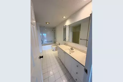 3920 Mystic Valley Pkwy #1113, Medford, MA 02155 - Photo 21