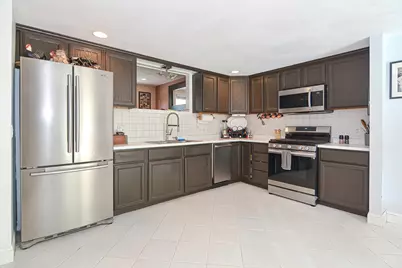 15 Bower S Bower, Malden, MA 02148 - Photo 7