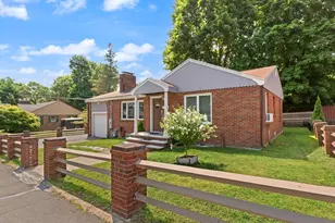 24 Taylor Rd, Lynn, MA 01904 - Photo 3