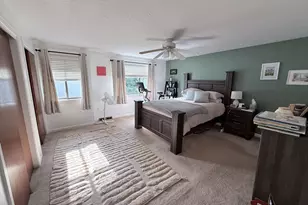 1 Hartshorn Pl, Walpole, MA 02081 - Photo 9