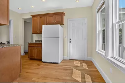 22 Cypress St, Watertown, MA 02472 - Photo 7