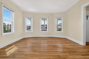 22 Cypress St, Watertown, MA 02472 - Photo 3