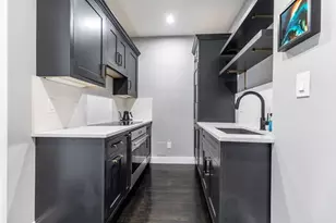 239 Commonwealth Ave, Boston, MA 02116 - Photo 7