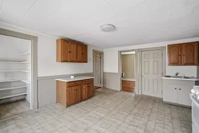 23 Frederick St, Westfield, MA 01085 - Photo 9