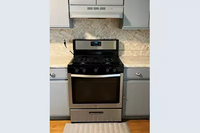 17-19 Webster St, Springfield, MA 01104 - Photo 5