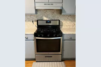 17-19 Webster St, Springfield, MA 01104 - Photo 5