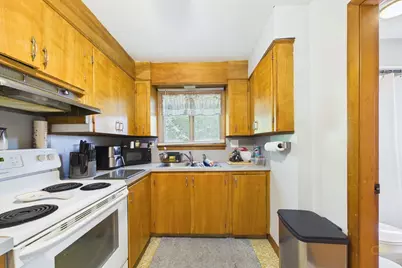 844 Hood St, Fall River, MA 02720 - Photo 9