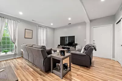 104 Hartford Ave E #3, Uxbridge, MA 01569 - Photo 5