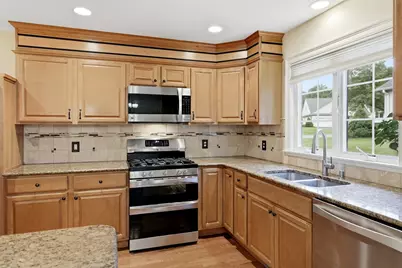 75 Shadow Brook Est #75, South Hadley, MA 01075 - Photo 15