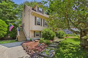 127 Parsonage Way, Attleboro, MA 02703 - Photo 3