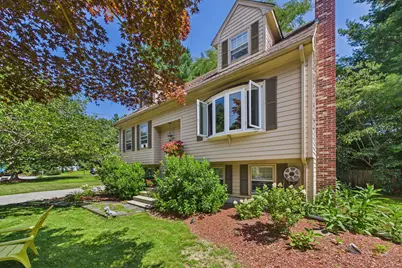 127 Parsonage Way, Attleboro, MA 02703 - Photo 5