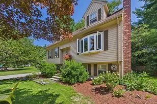 127 Parsonage Way, Attleboro, MA 02703 - Photo 5