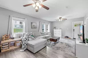 26 Central St, Brookfield, MA 01506 - Photo 5