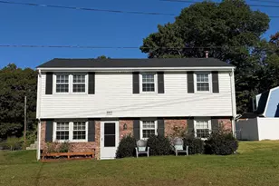 387 Mendon Rd, Attleboro, MA 02703 - Photo 1