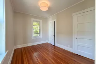 8 Fox St, Boston, MA 02122 - Photo 9