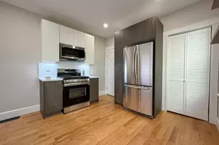 8 Fox St, Boston, MA 02122 - Photo 7