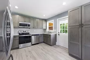 17 Taylor St, South Hadley, MA 01075 - Photo 13