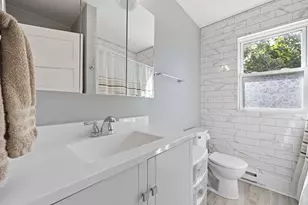 17 Taylor St, South Hadley, MA 01075 - Photo 27