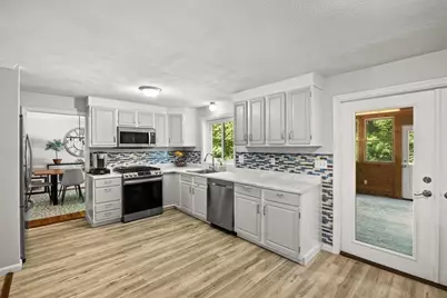 74 Lakeview Rd, Foxboro, MA 02035 - Photo 9