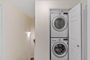 58 Merrimac St, Newburyport, MA 01950 - Photo 27