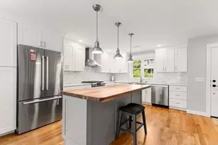 652 Essex Ave, Gloucester, MA 01930 - Photo 11