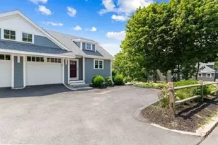 652 Essex Ave, Gloucester, MA 01930 - Photo 3