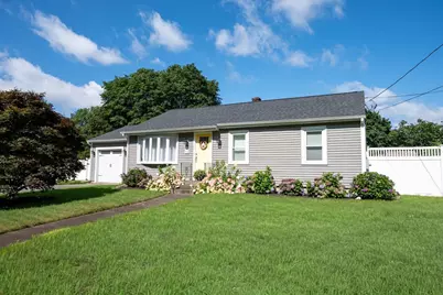 512 Central Avenue, Seekonk, MA 02771 - Photo 1