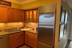 330 Beacon St, Boston, MA 02116 - Photo 11