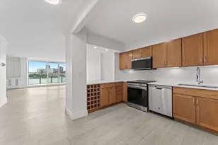 330 Beacon St, Boston, MA 02116 - Photo 3