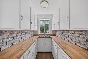 18 Fales Rd, Dedham, MA 02026 - Photo 9