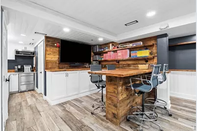 19-23 Pleasant St #103, Newburyport, MA 01950 - Photo 13