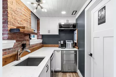 19-23 Pleasant St #103, Newburyport, MA 01950 - Photo 15